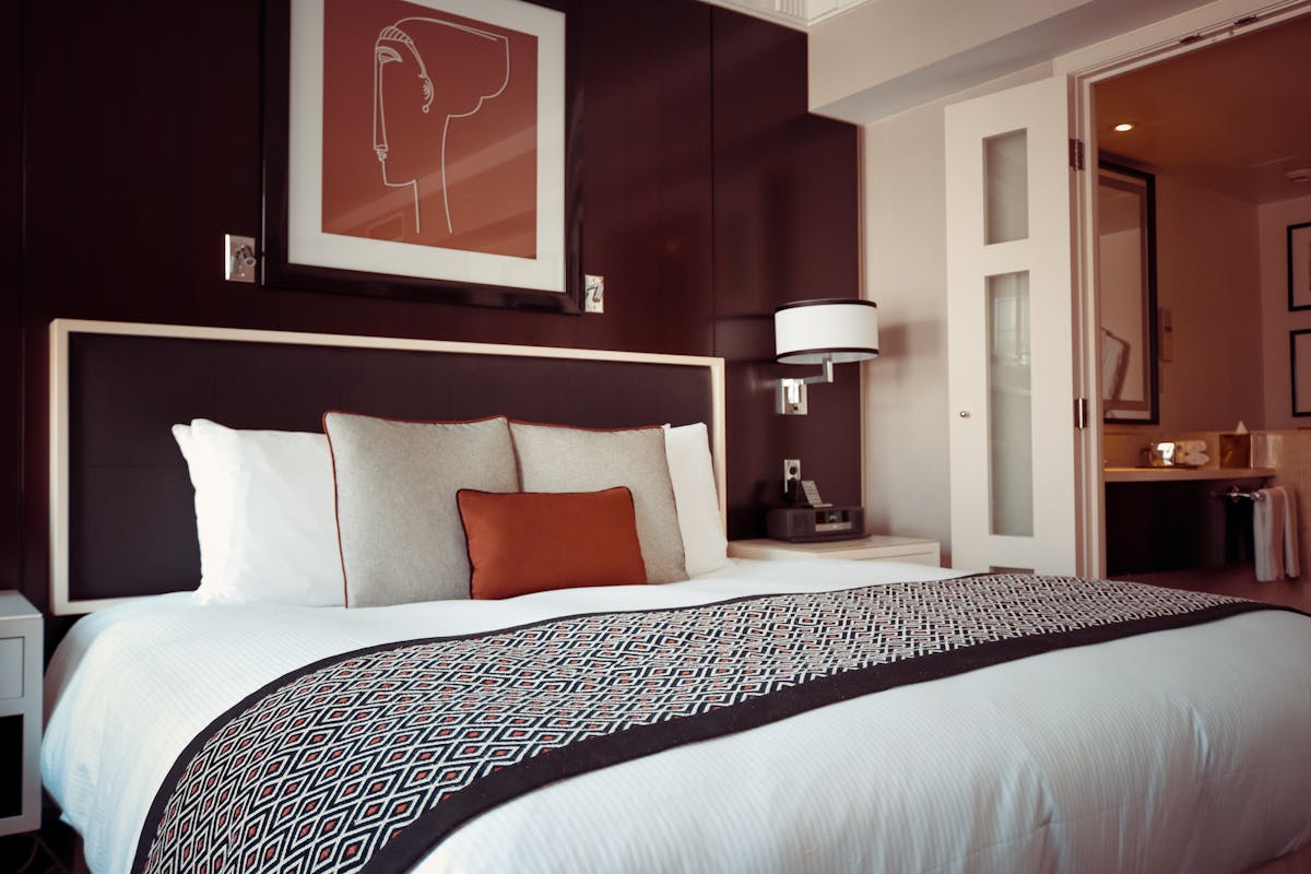 Lobby hotel Jakarta - investasi properti komersial
